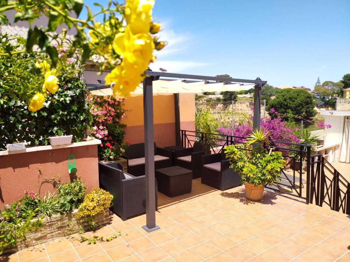 3 Bdr House Near La Zenia Private Lounge Terraces, Fire Places, Bbq, Kitchen, Parking Orihuela Buitenkant foto